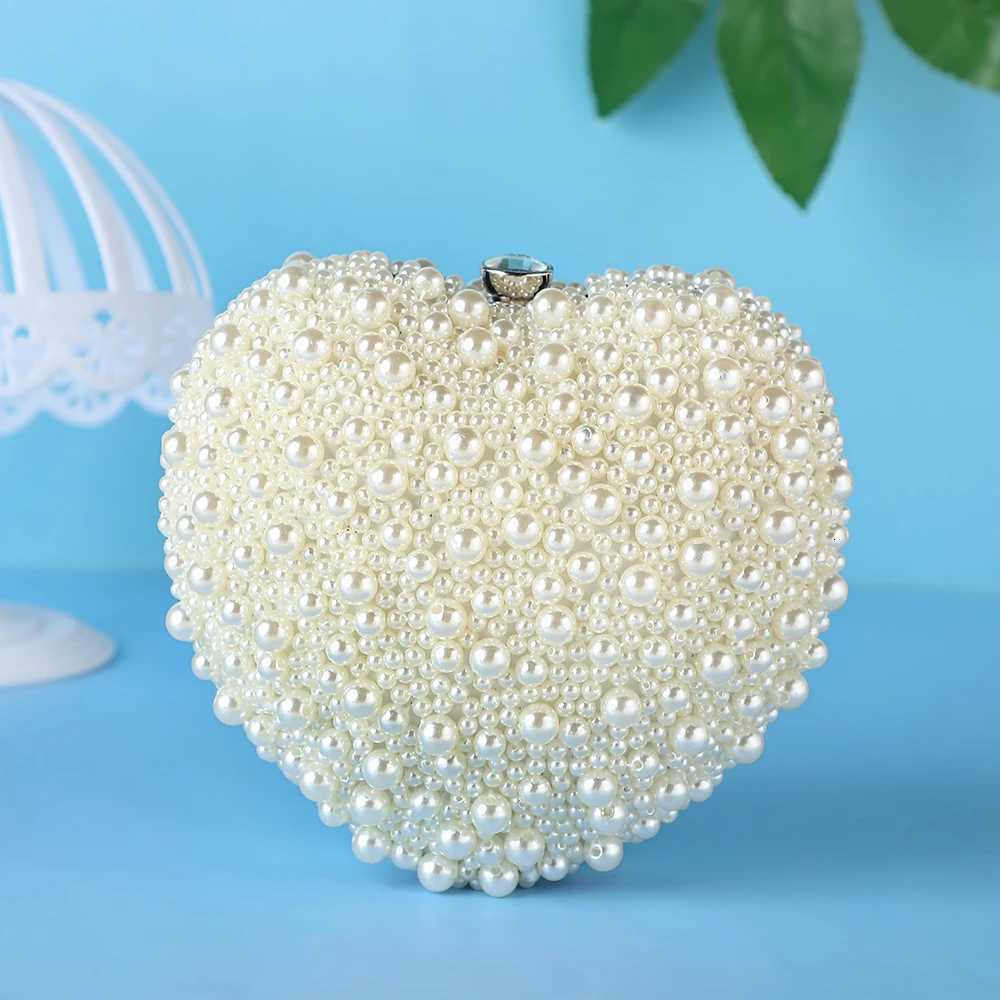New Style Party Dinner Pearl Bag Fashion Design Ladies Pearl Bead Bags Heart Shape Evening Clutch Bags For Women H251027