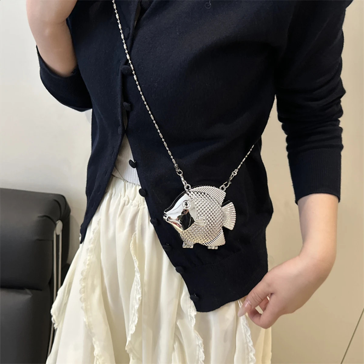 Glamorous Fish Shaped Clutch Purse for Women Sparkly PVC Evening Bag with Detachable Strap Mini Party Clutch for Banquet 251028