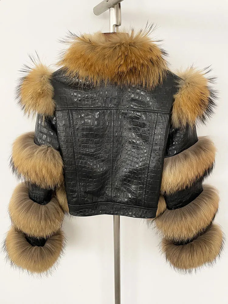MENINA 2025 Fur Coat Winter Jacket Women Leather Natural Raccoon Fox Fur Duck Down Outerwear Thick Warm Streetwear 251027