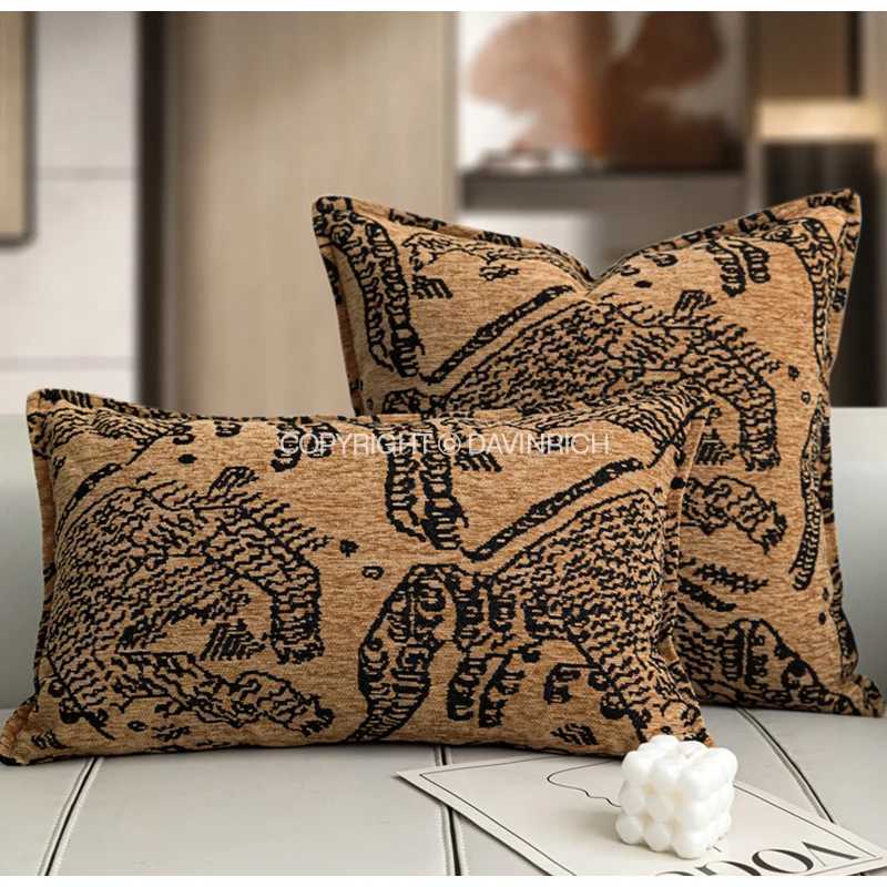 Pillow Case DAVINRICH Mountain Tiger Themed Heavy Embroidered Covers Luxury Itan Style Accent Cushion Case For Villa Hotel Office C251028