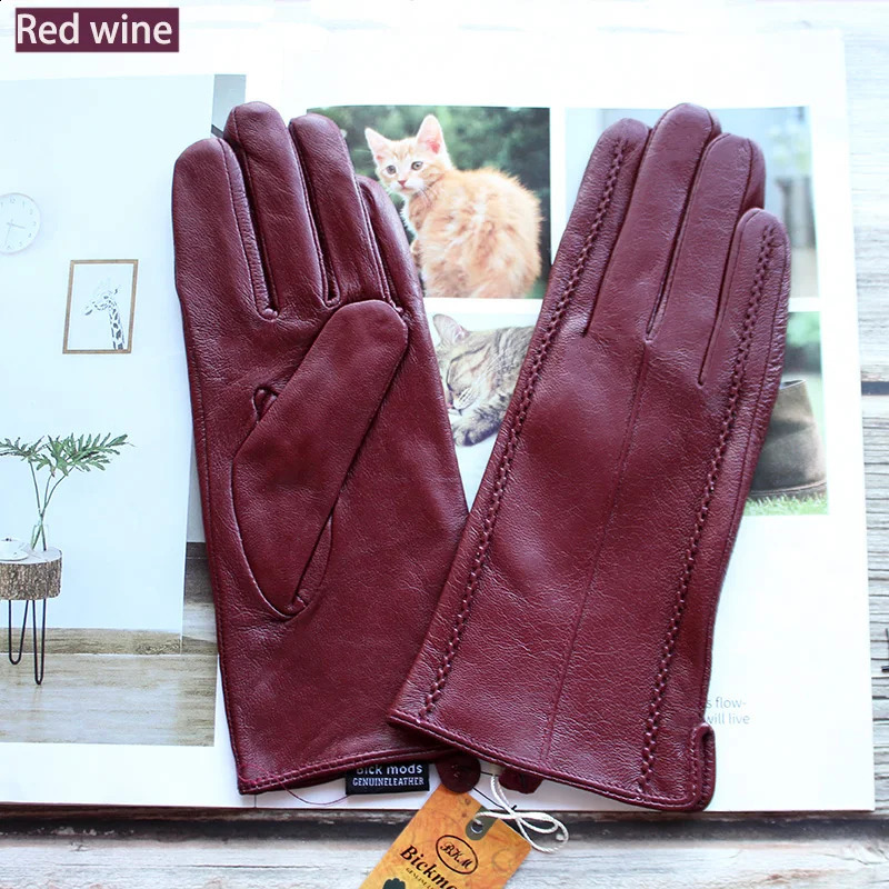 Winter Warm Color Leather Gloves Women Fashion Striped Style Velvet Lining Motorcycle Riding Driving Points 251027