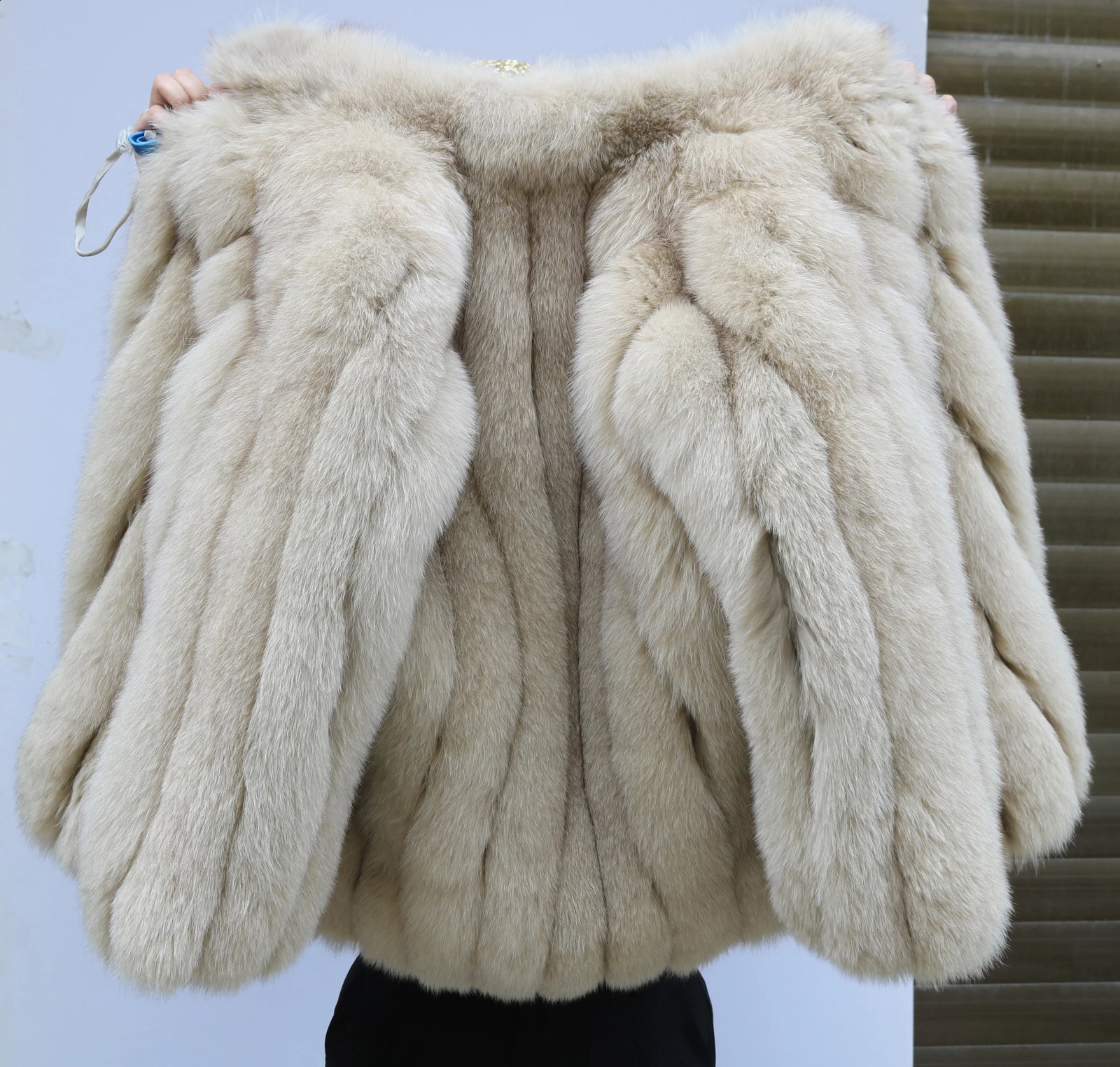 Real Fur Coats Women Natural Real Fur Jackets Winter Outerwear Women Fox Fur Coat High Quality Fur Clothes 251027