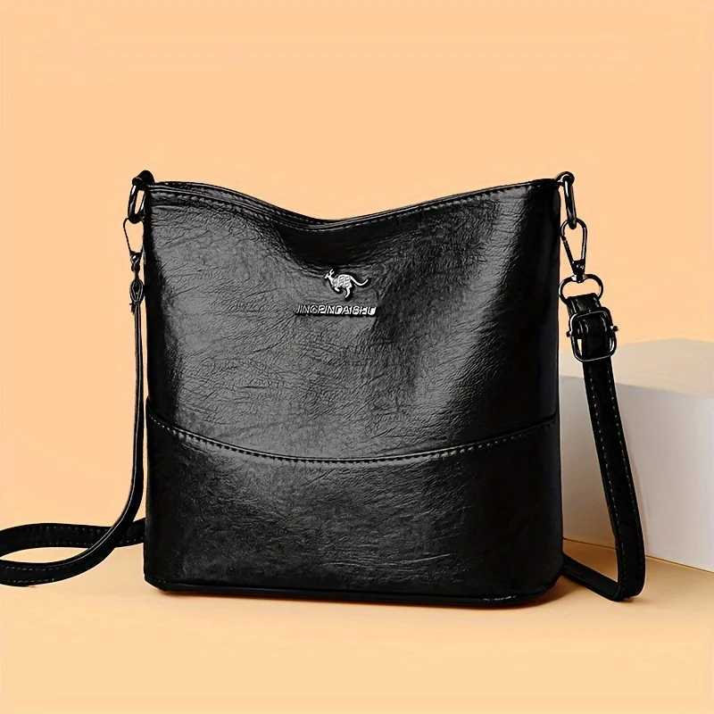 Spacious Chic Crossbody Bag for Women Soft Faux Leather Shoulder Purse with Adjustable Strap Zip Closure Multiple PocketsW251028