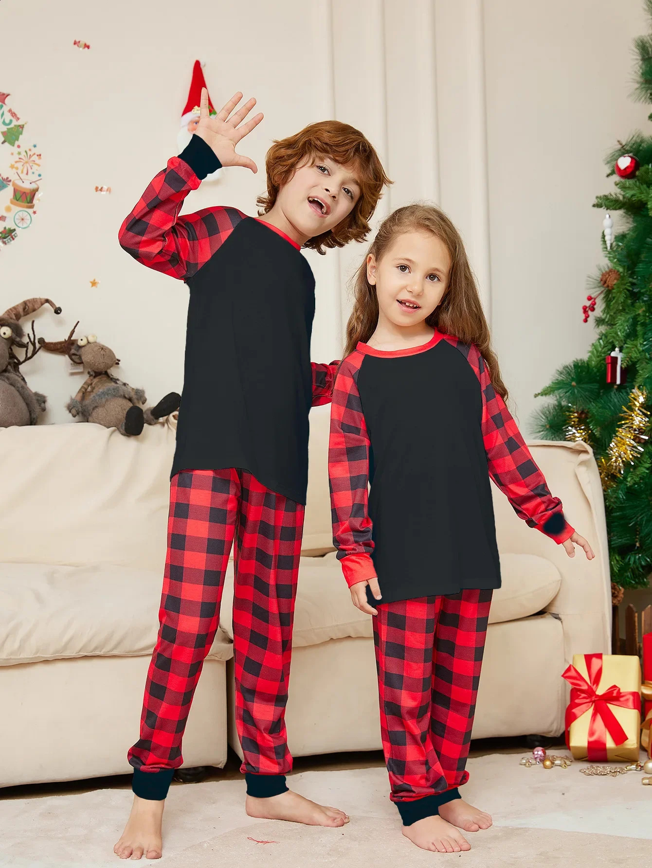 Family Christmas Pajamas Set Years Clothes Mom Dad Kids Matching Outfits Plaid Front Plain 2 Pcs Suit Pyjamas Xmas Homewear 251027