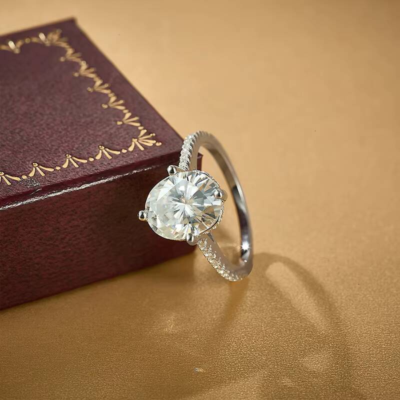 New Product Woman Finger Promise 925 Silver Moissanite Ring Engagement Womens Iced Out for Wholesale