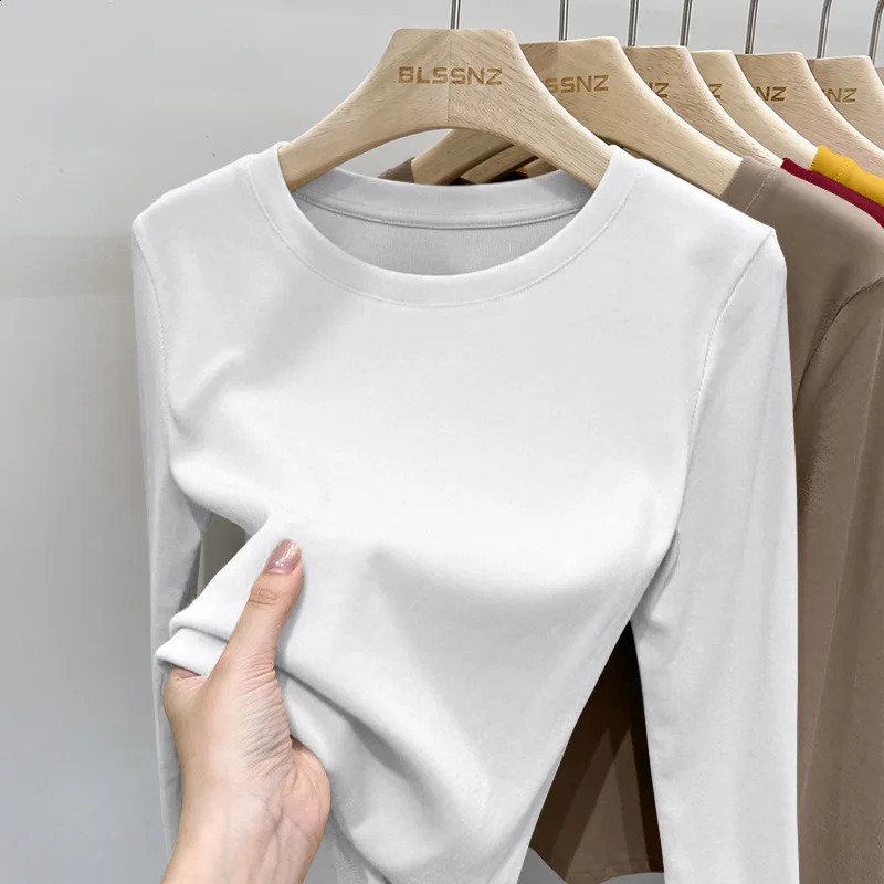 1pcs Women Spring Autumn Longsleeved Tshirt Lady Thermal Underwear Slim Fit Fashion Casual Style Round Neck Thermal Top M4XL 251027