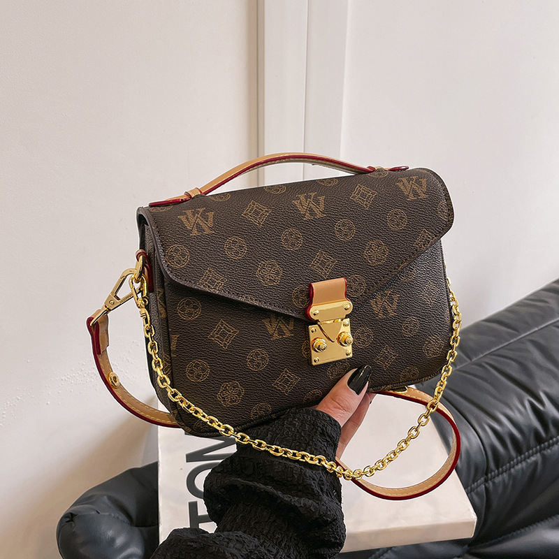 Free Shipping Designer Fashion Bags Totes Vintage Monogram Tote Bag Retro Charm Meets Modern Practicality