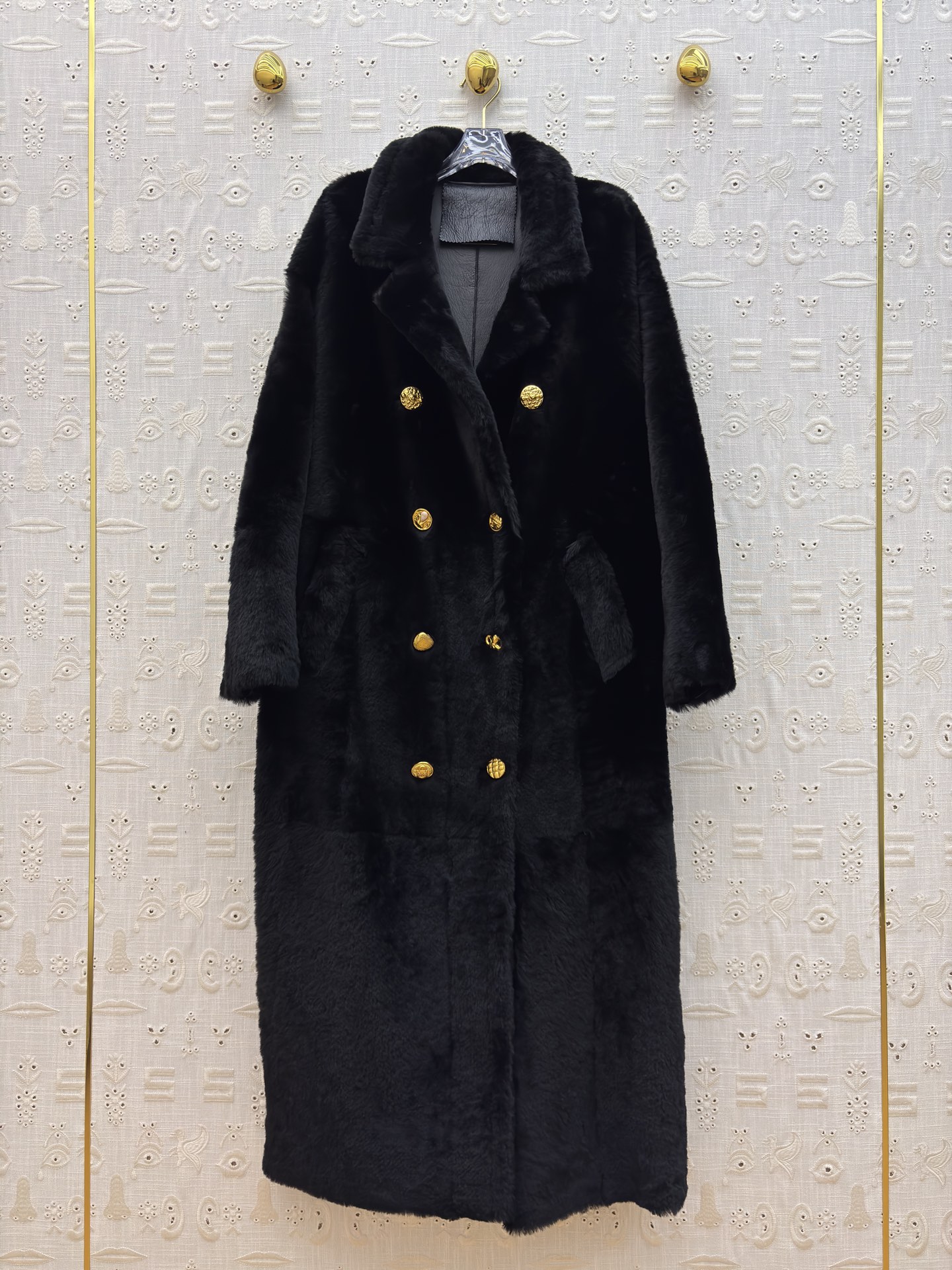 25 Autumn/Winter New Alien Buckle Collar Fur Integrated Coat Coat
