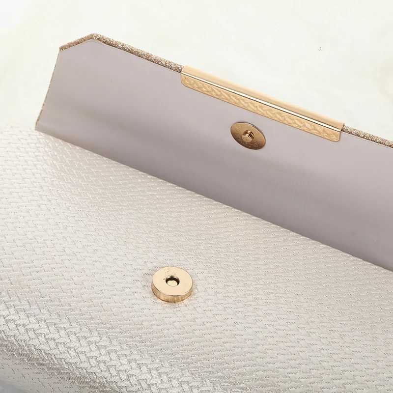 European and American fashion handheld bags dazzling evening bags wedding style handheld bags socialite dress bags metal c H2510271