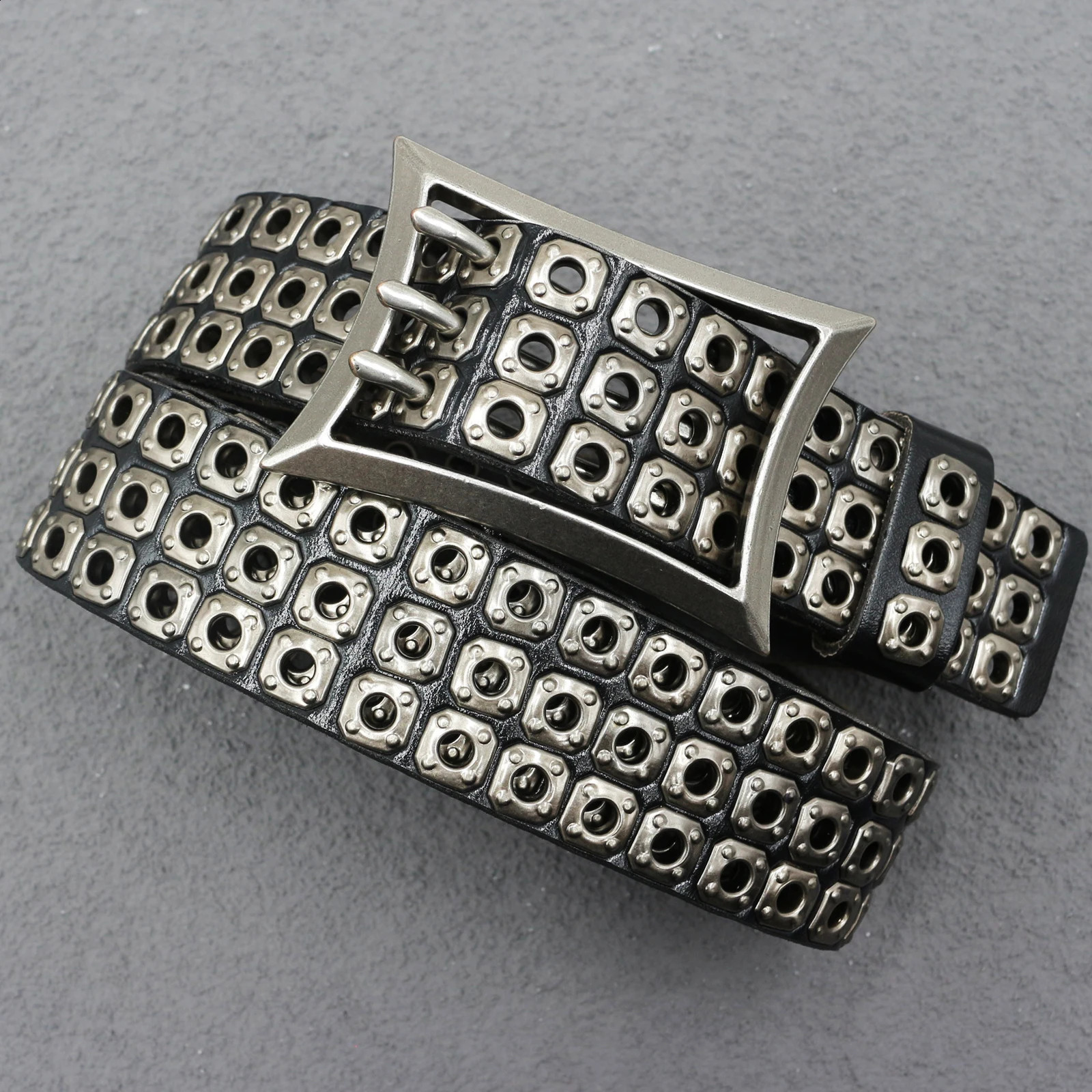 Rock Genuine Leather Punk Belt Jeans Heavy duty Hollow manual er Belt Men Rivet Threepin buckle Belt Male 251027