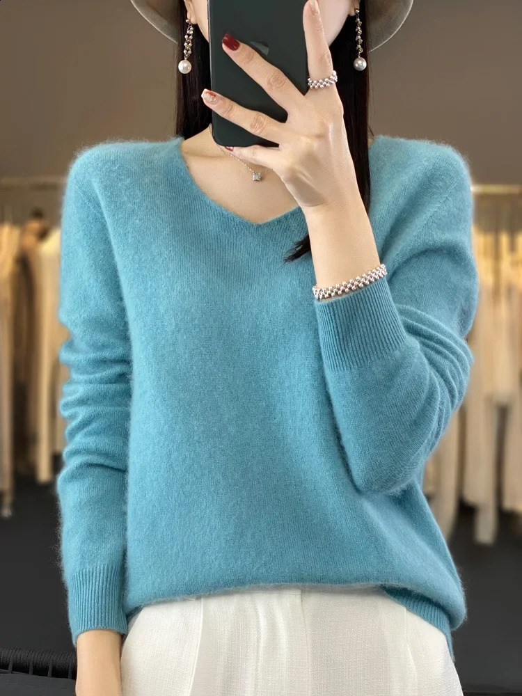 100 Merino Wool Womens Sweater VNeck Long Sleeve Pullovers Autumn Winter Basic Jumper Cashmere Knitwear Warm Female Clothing 251027
