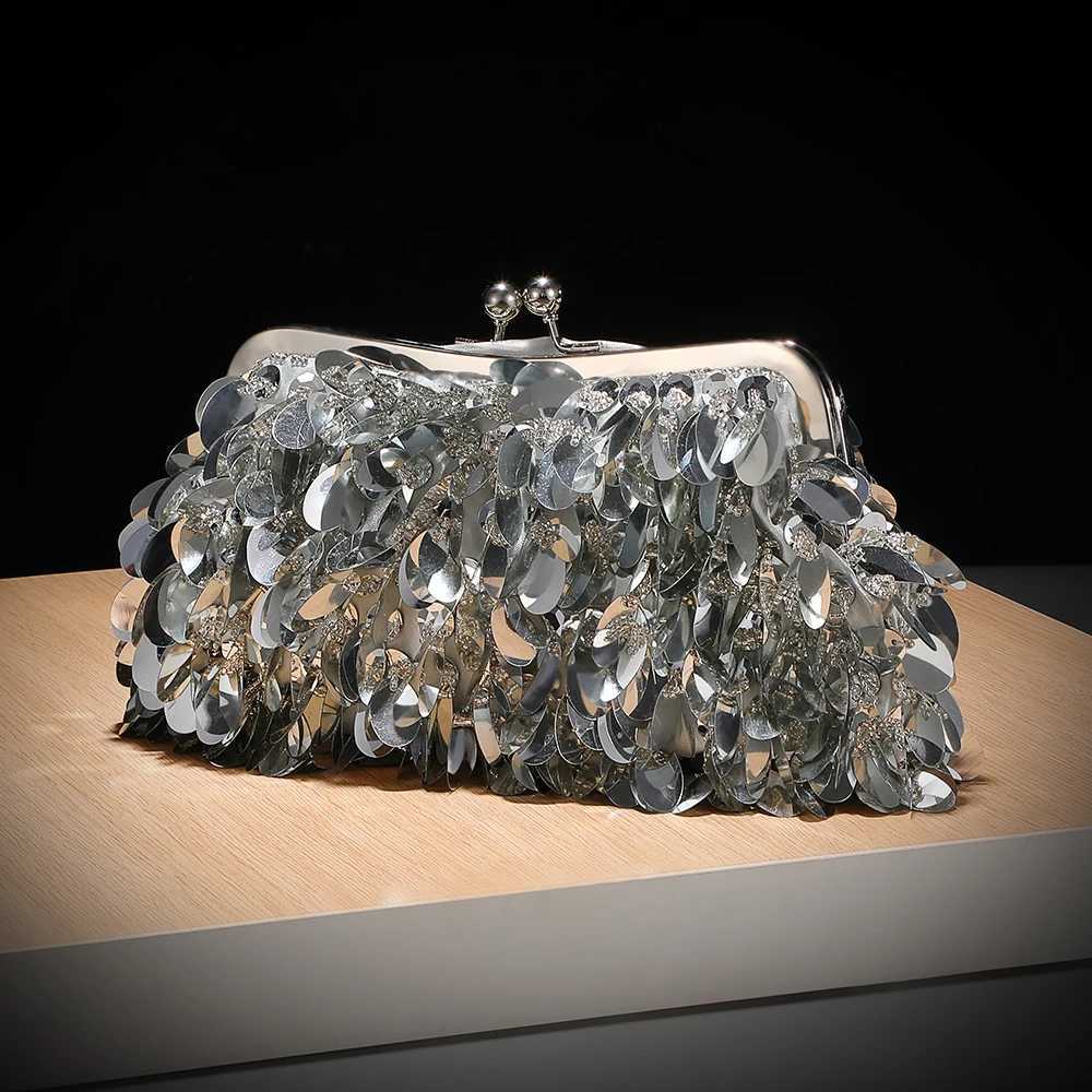 New Glitter dinner party bag Delicate metal chain shoulder bag Festival birthday and other occasions evening bag for small items H251027