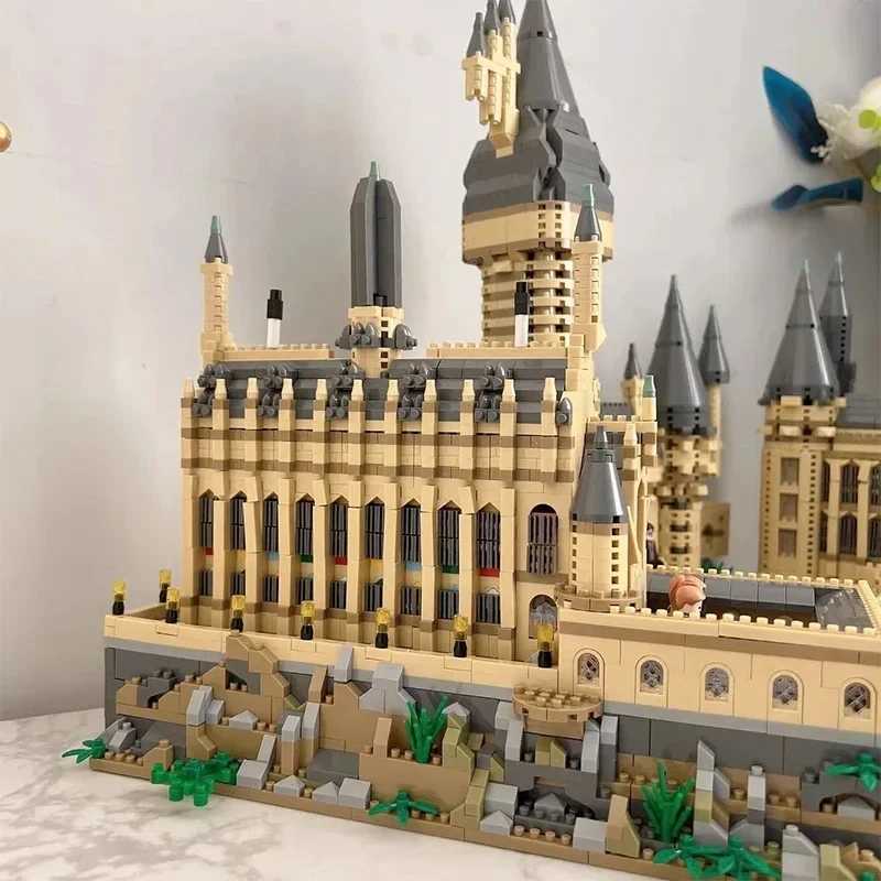 Micro Bricks City Creative Medieval Magic Castle Series School Architecture Palace Model Building Blocks Gifts Kid Assembly Toys L251028