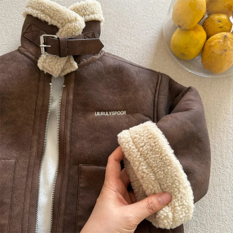 Childrens jacket winter boys and girls embroidered letter jacket baby standup collar fur jacket 251027