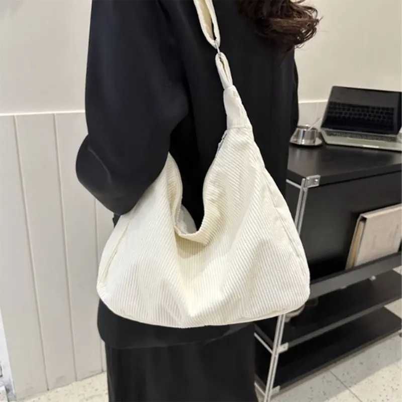 Japanese Style Corduroy Tote Bag Large Capacity Casual Shoulder Bag for Commute College 1PackW251028