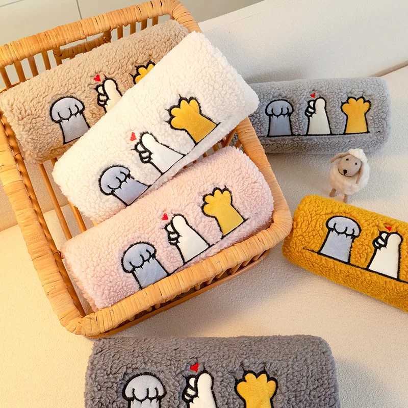 Lamb Plush Sofa Cushion Winter Warm Thickening NonSlip Living Room Sofa Cover Cloth Universal Leather Sofa Recliner Cover C251028