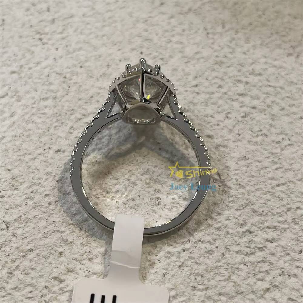 Women Jewelry Trendy Style Wedding Ring Pear Cut Halo 2CT S92510K Solid Gold Moissanite Ring Engagement