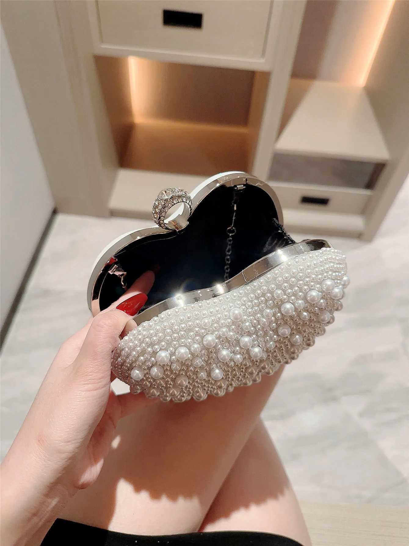 New Pearl Evening Bag Love Clutch Chain Bag Matching Cheongsam Evening Party Bag Banquet Bag Wedding Dress Bag H251027