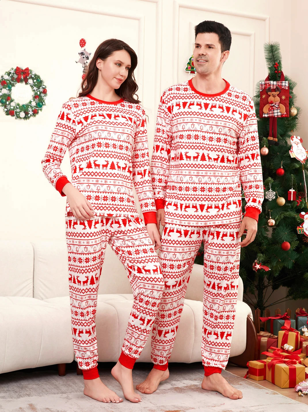 Christmas Family Matching Outfits Mom Dad Kids 2 Pieces Pajamas Set Baby Casual Loose Sleepwear Xmas Family Look Pyjamas 251027