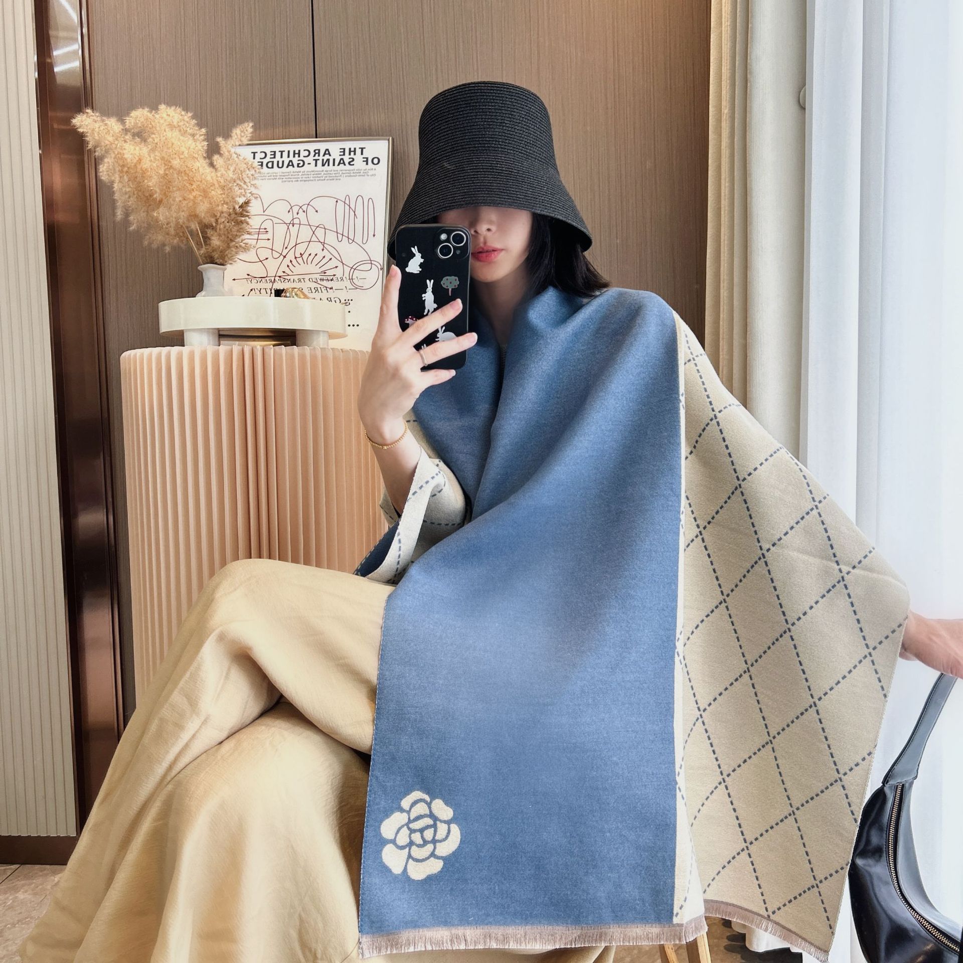 New Fashionable Plaid Pattern Paired With Floral Design Scarf Korean Style Winter Warm Temperament Shawl Scarf Exquisite Gift Love Birthday Gift Scarf