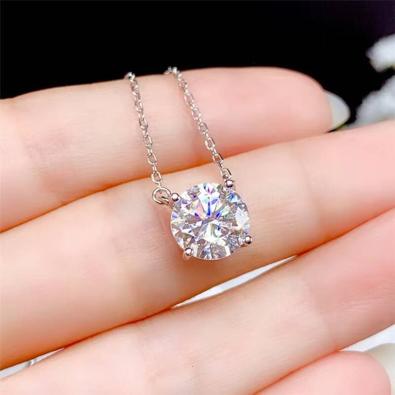 Fancy Jewelry Customize 14k Moissanite Pendant 1ct White D Color Diamond Necklace Jewelry Engagement Birthday Party Gifts