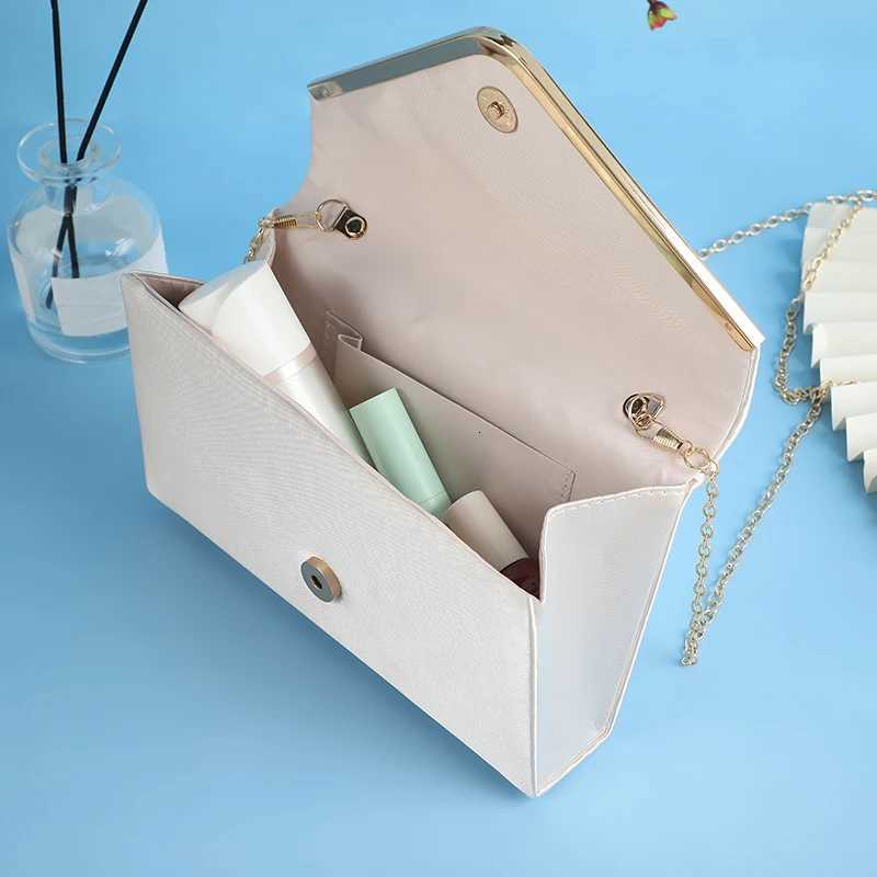 Solid color dinner party bag Marriage evening dress bag socialite bag chain shoulder bag hand in hand to take the bag H251027