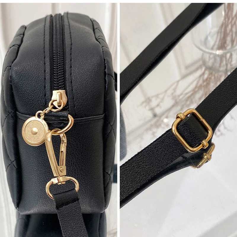2023 Tassel Small Messenger Bag For Women Trend Lingge Embroidery Camera Female Shoulder Bag Fashion Chain Ladies Crossbody BagsW251028
