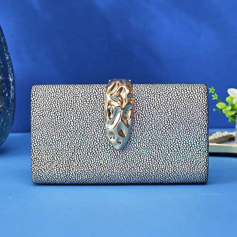 Womens Fashion Metal Leaf Shoulder Bag with Personality Chain European American Style Dinner Bag for Party Evening Dress H251027