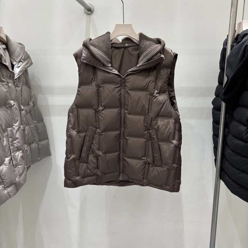 Autumn Winter Hooded Knitted Splicing Down Vest Women White Duck Down Sleeveless Warm Vest Tops Female Zipper Waistcoat Outwears 251027