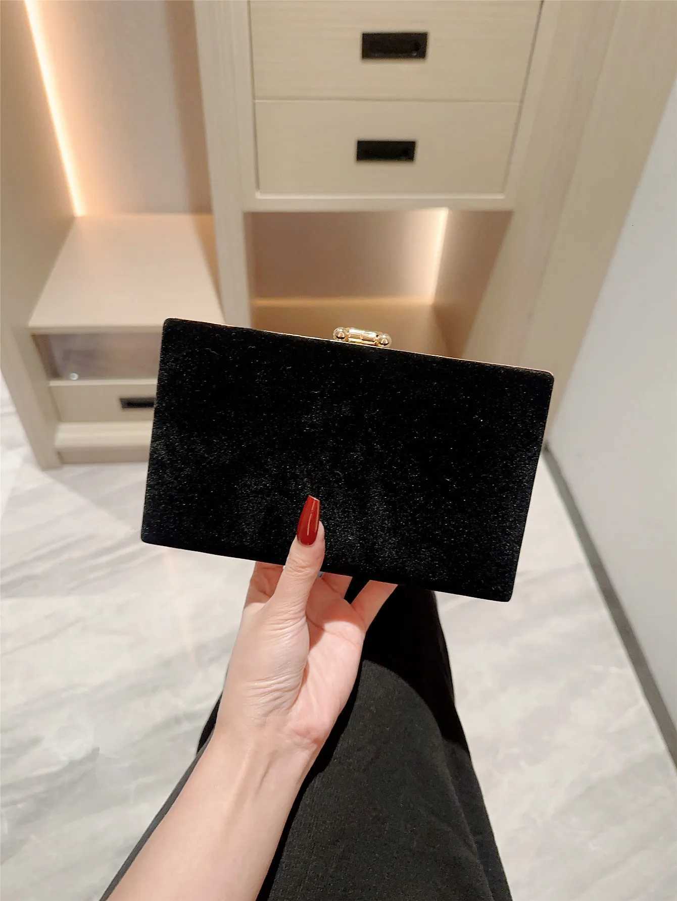European and American Fashionable Dinner Bag Metal Leaf Clutch Bag Velvet Square Box Bag Crossbody Chain Bag Evening Bag Dress Bag H251027
