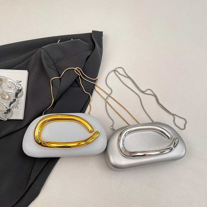 Women PU Leather Metal Handle Handbag Removable Strap Trendy Clutch Purses Handheld Shoulder Clutch Bag for Evening Dinner H251027