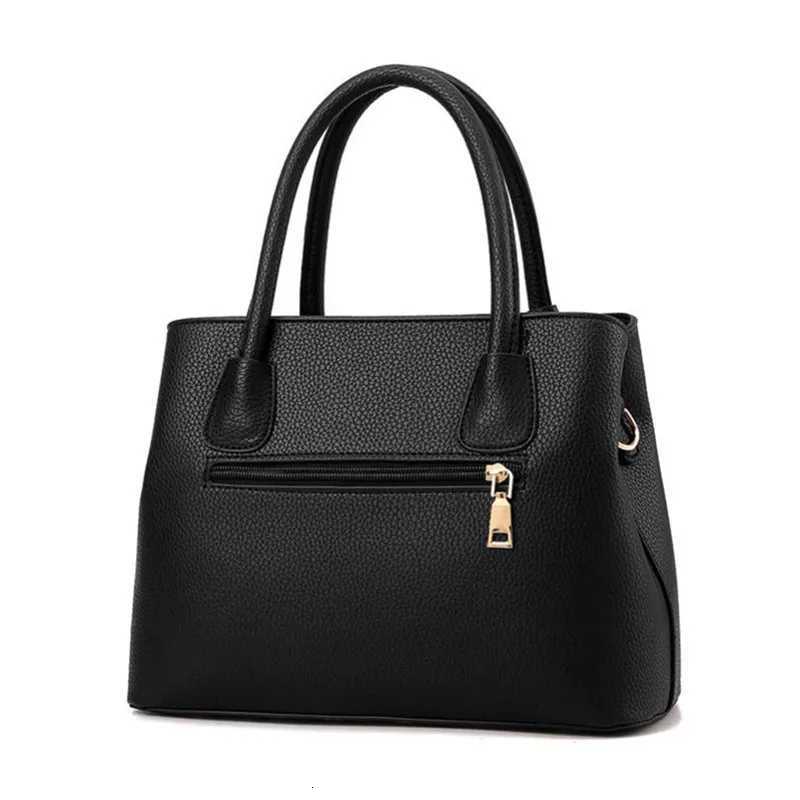 Shaping PU Leather Handbag Stylish Versatile Tote Shoulder Bag Large Capacity Crossbody Bag with Adjustable StrapsZip ClosureW251028