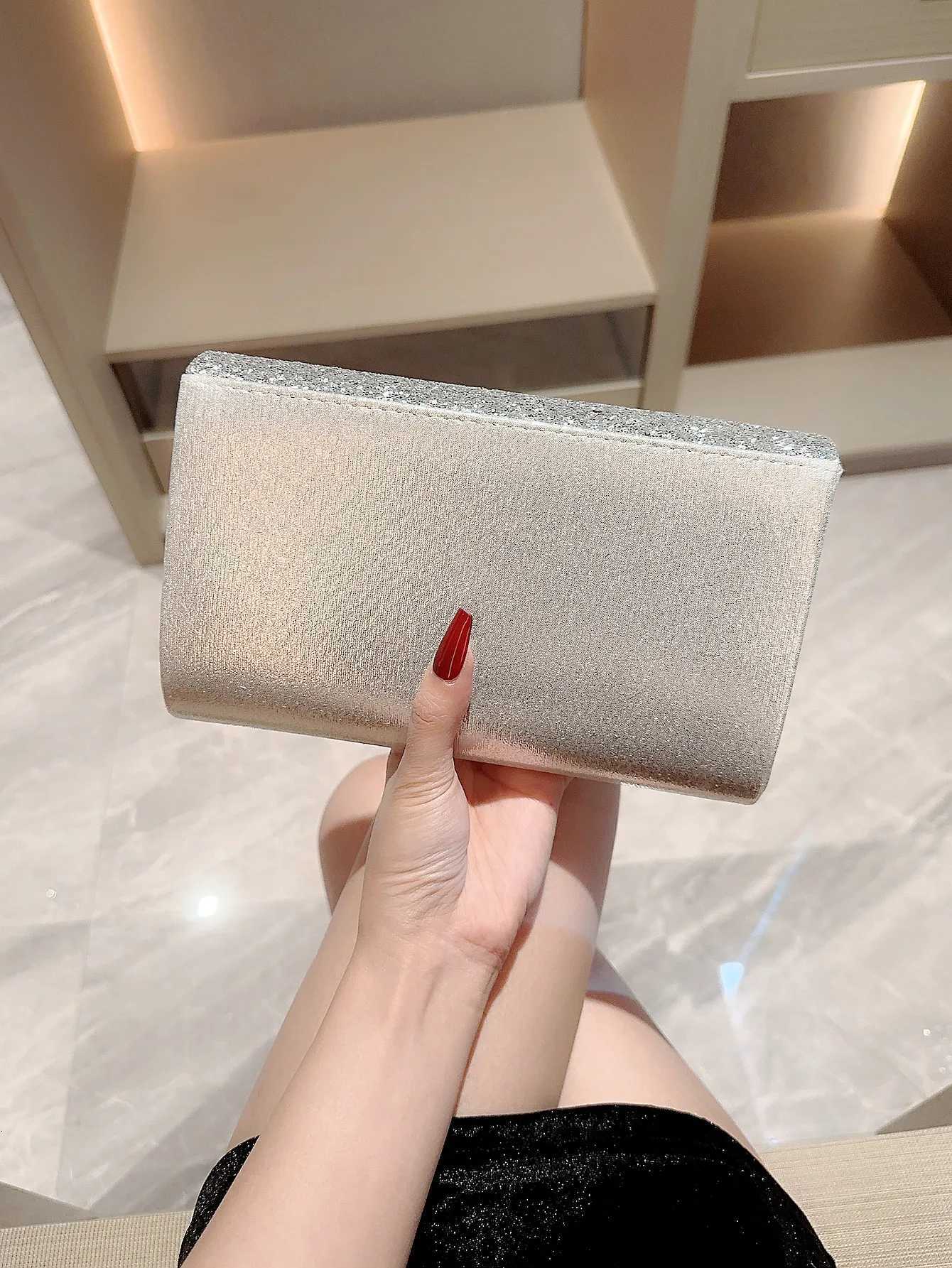 Women fashion Silver Shiny Flap Evening Bag Banquet Bag Evening Bag Party Bag Prom Bag Chain Bag Wedding Bag H251027