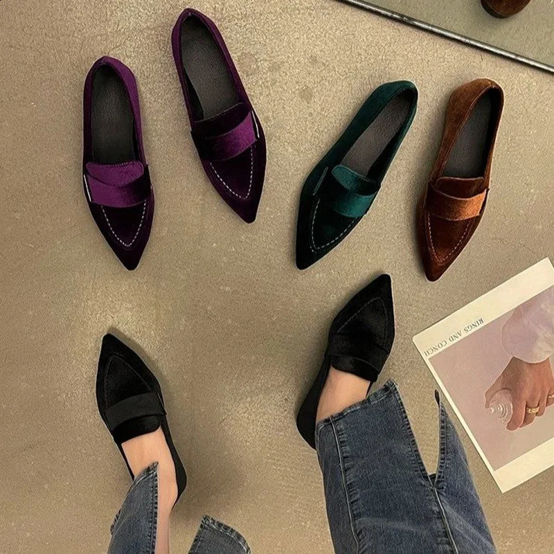 Women Velvet Moccasins Fashion Pointed Toe Loafers Ladies Spring Leisure Purple Velour Ballet Flat Shoes Loafers 251023