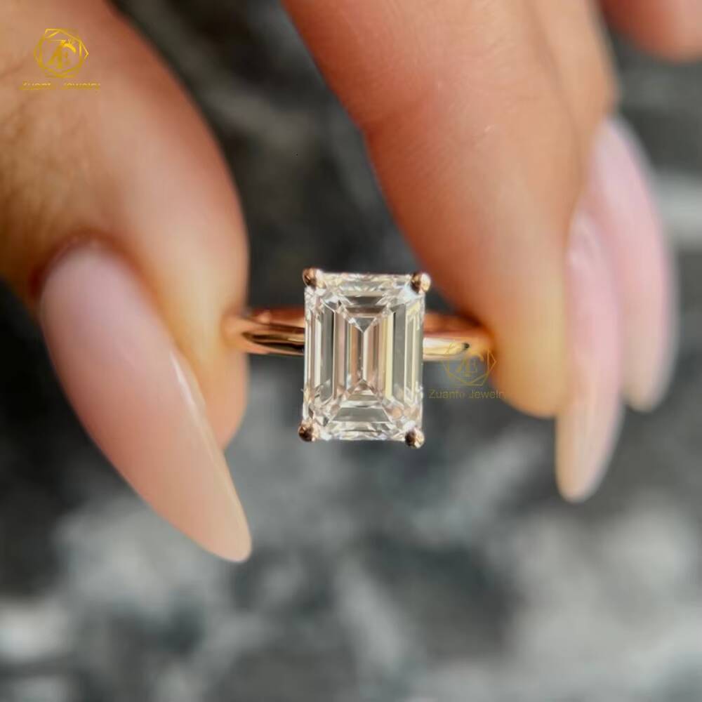 High Quality Customized S925 14K 18K White Gold Womens Moissanite Ring VVS Clarity Baguette Emerald Cut Solitaire Certificate
