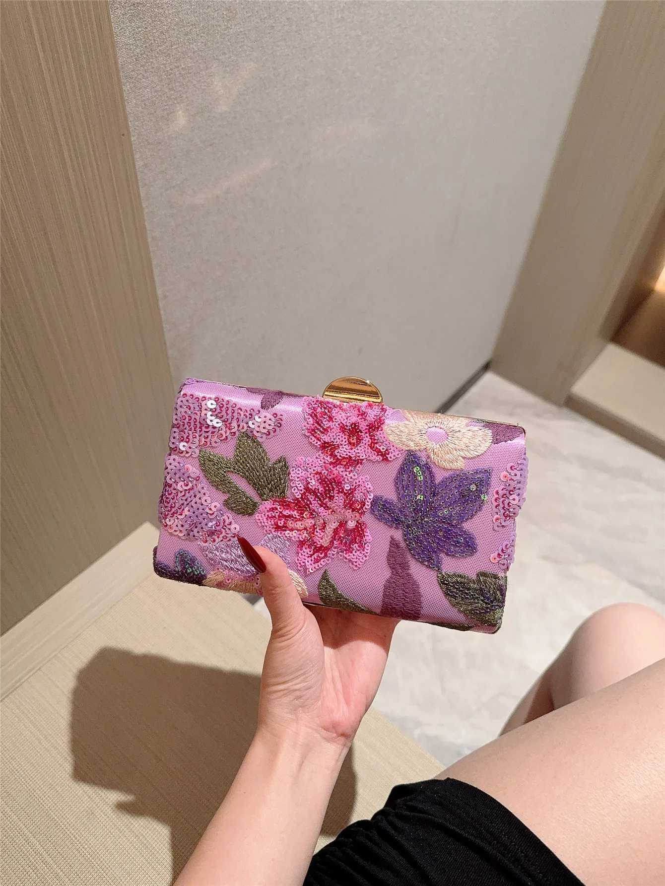 New CrossBorder Sequin Embroidery Floral Chain Clutch Bag Chain Bag Fashionable Womens Bag Crossbody Bag H251027