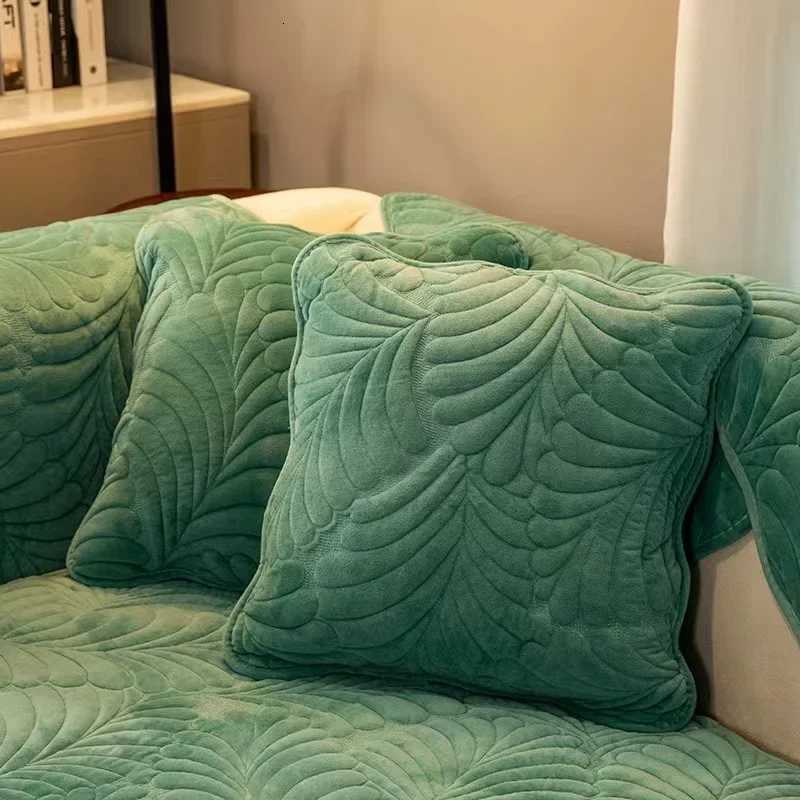 Nordic Soft Velvet Plush Quilted Sofa Towel Thicken Short Plush Sectional Sofa Cover Nonslip Couch Covers for Living Room C251028