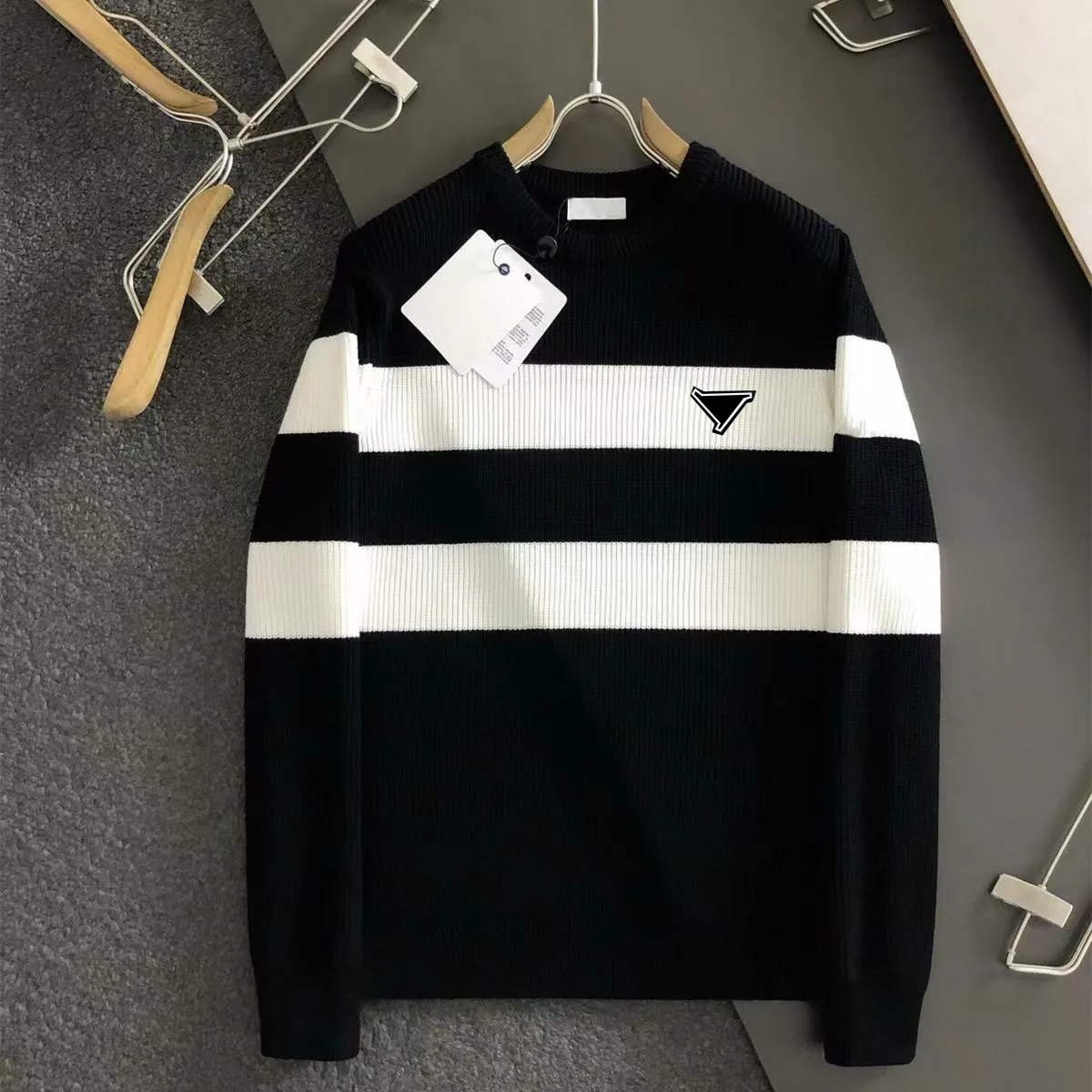 Designer Men's Sweaters Soft Basic Cashmere Mens and Womens Pulls Winter Fashion Knitted Jumper Top Sueters Men's Clothing Knit sweaters