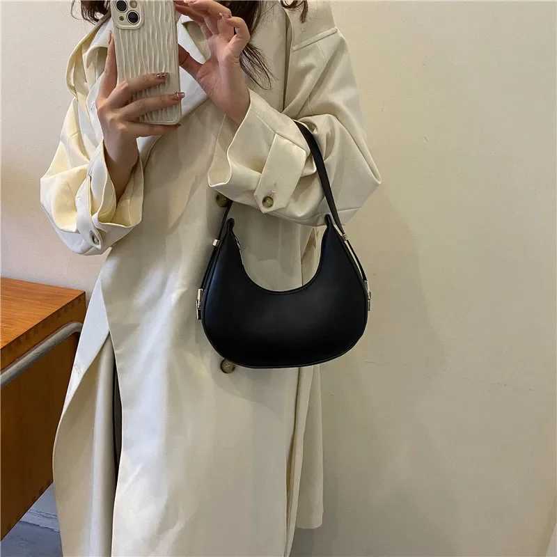 Fashion Luxury Design PU Leather Hobo Shoulder Bag Women Small Clutch Handbag Purse Female Underarm Bag Travel TotesW251028
