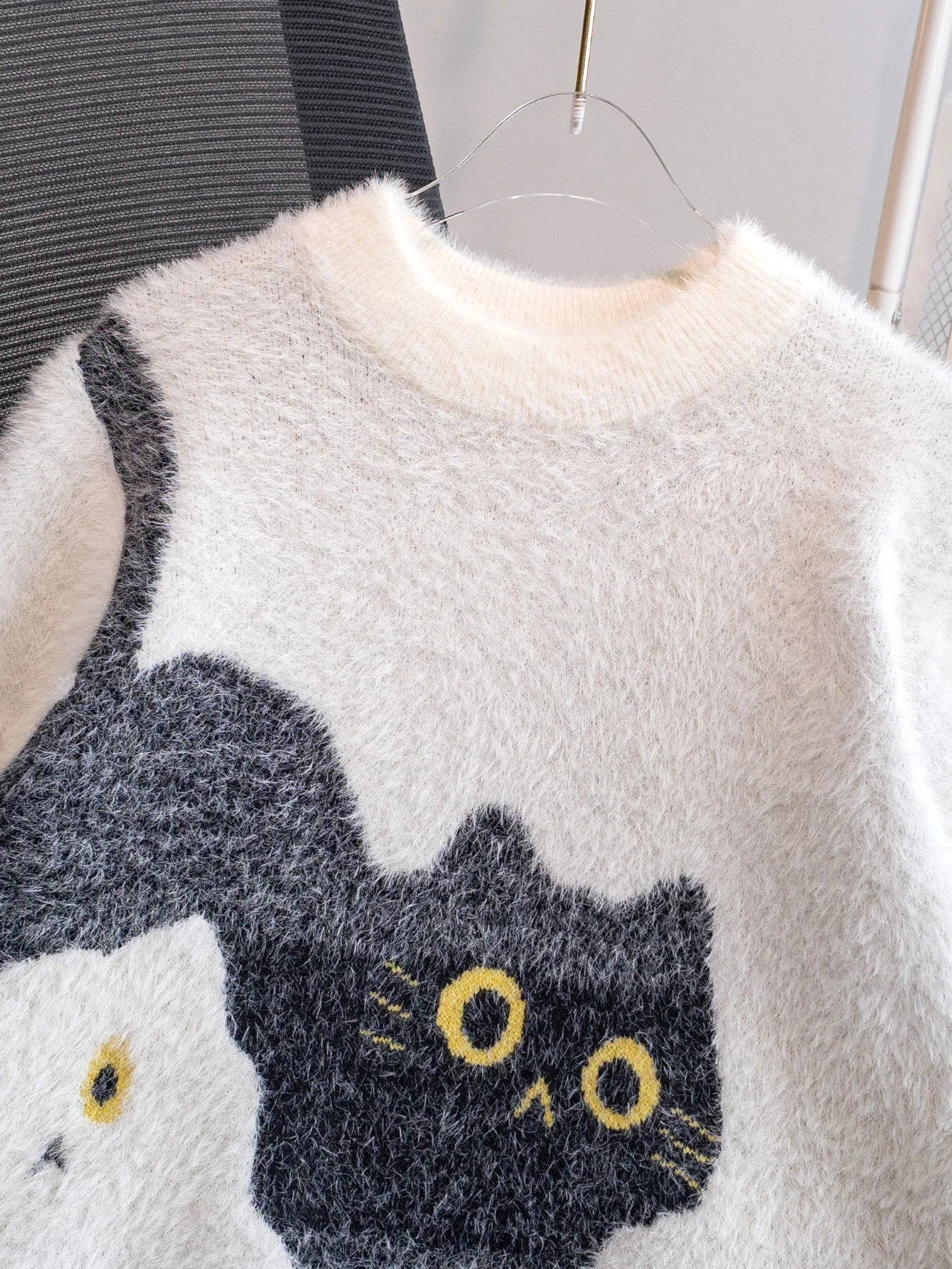 Boys cute cat pattern sweater knitted pullover suitable for daily leisure in spring autumn and winter 251027