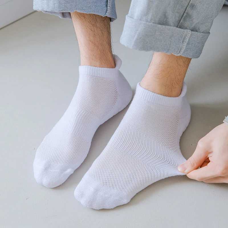 5Pairs Mens Cotton Sports Socks Breathable Sweat Absorbent OdorResistant High Quality Womens Sock Comfortable Unisex sox J251028