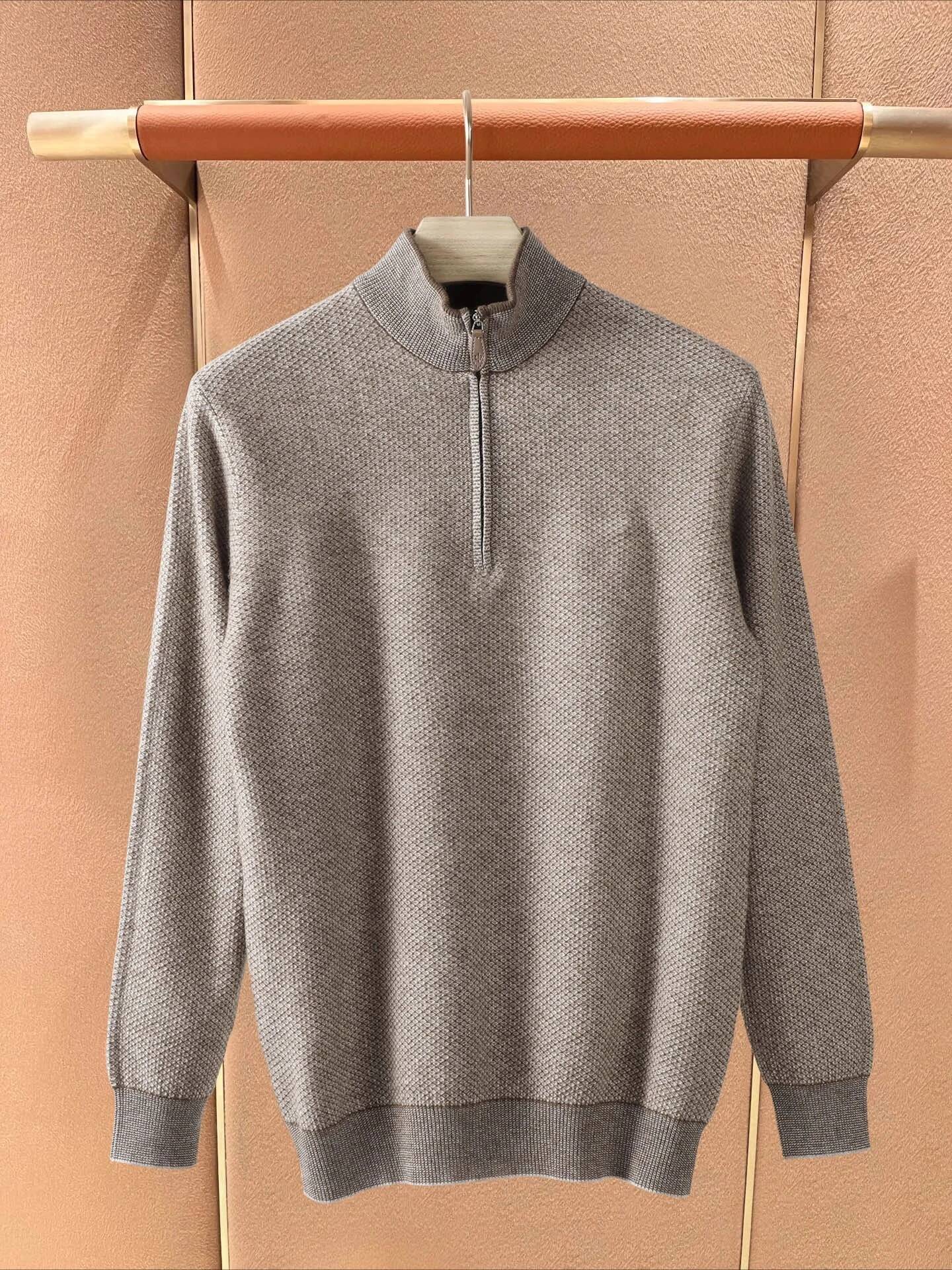 LP Italy 25Aw Embroidered Letter Wool Men's Semi-Zip Knitted Sweater