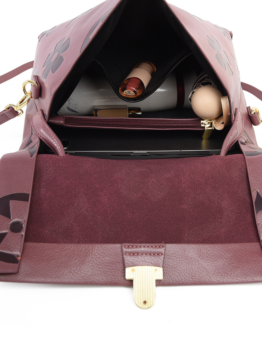 Free shipping ladies' handbag, European and American retro single-shoulder bag, large-capacity commuter tote bag, high-end pressure-sensitive flo