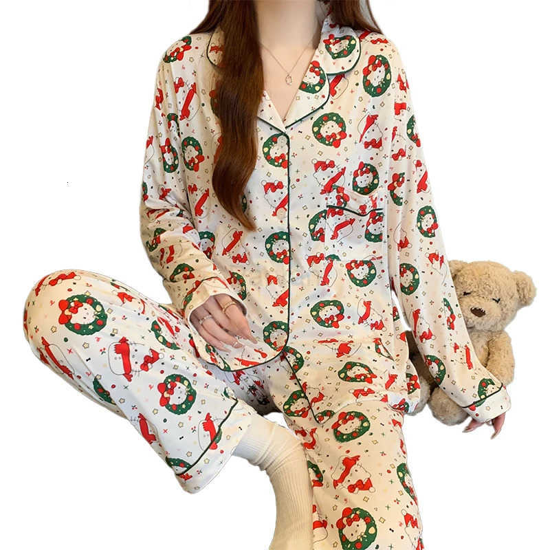 Sanrio Hello Kitty Sleepwear Set Women Cute 2025 New Autumn Winter Pajamas Long Sleeve Comfy Home Suit with Xmas Print L251028