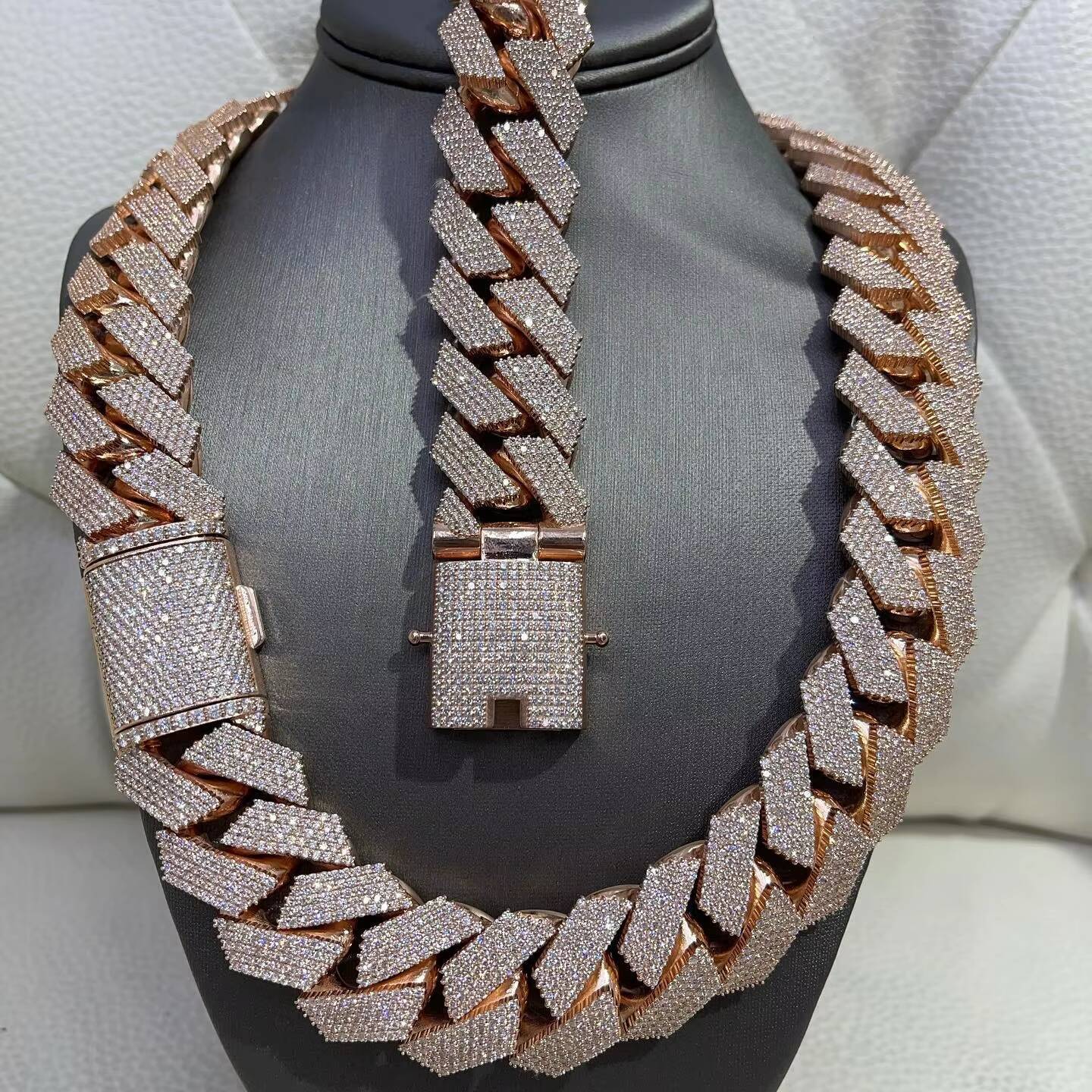 Hip Hop Rapper Cuban Chain 925 Silver 25mm Wide 5 Rows VVS Moissanite Full Iced Out Cuban Link Chain Necklace