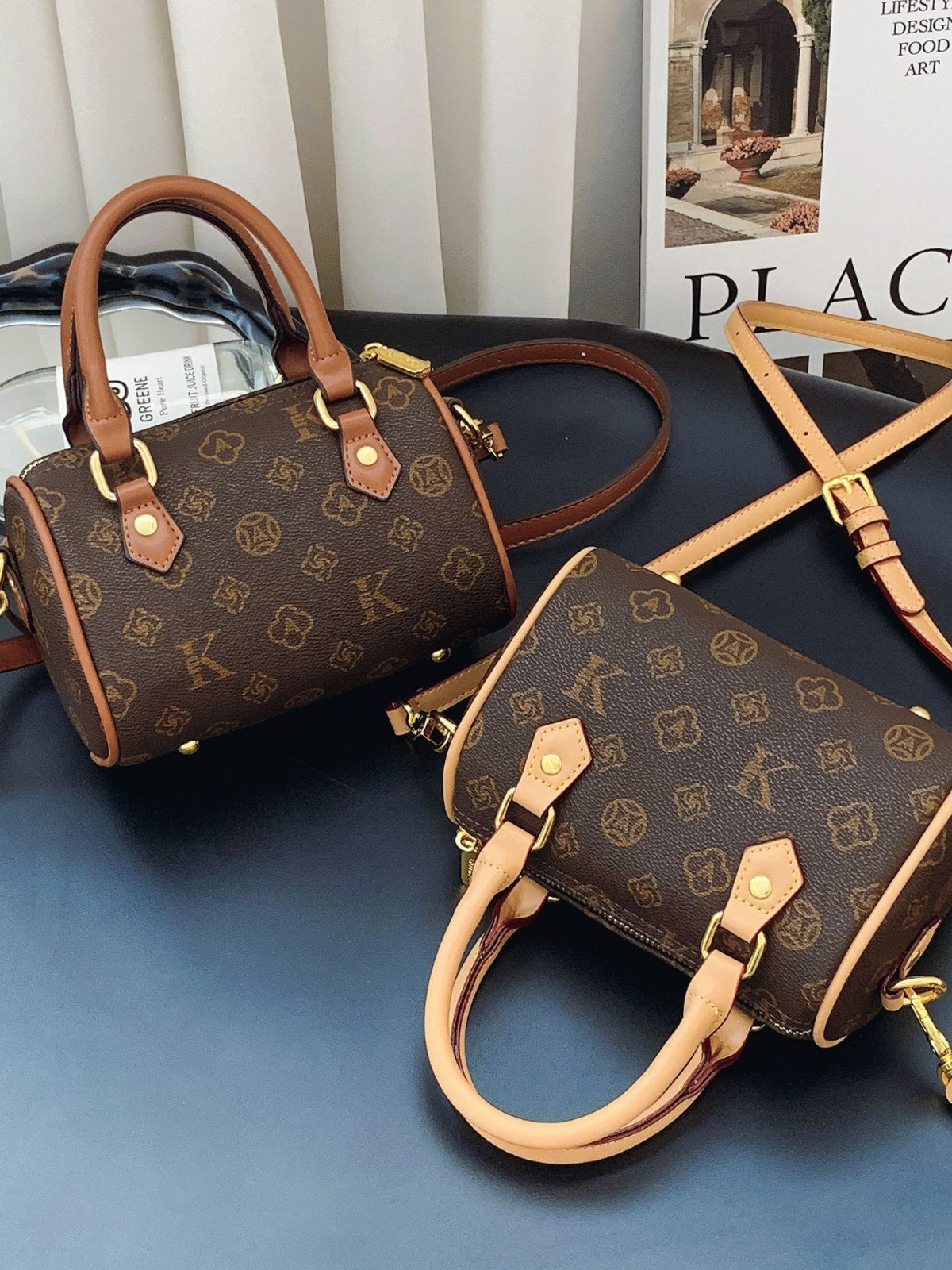 Free Shipping 2025 Women's Pillow Mini Bag, Fashion Boston Style Crossbody, Versatile Small Top Handle Purse