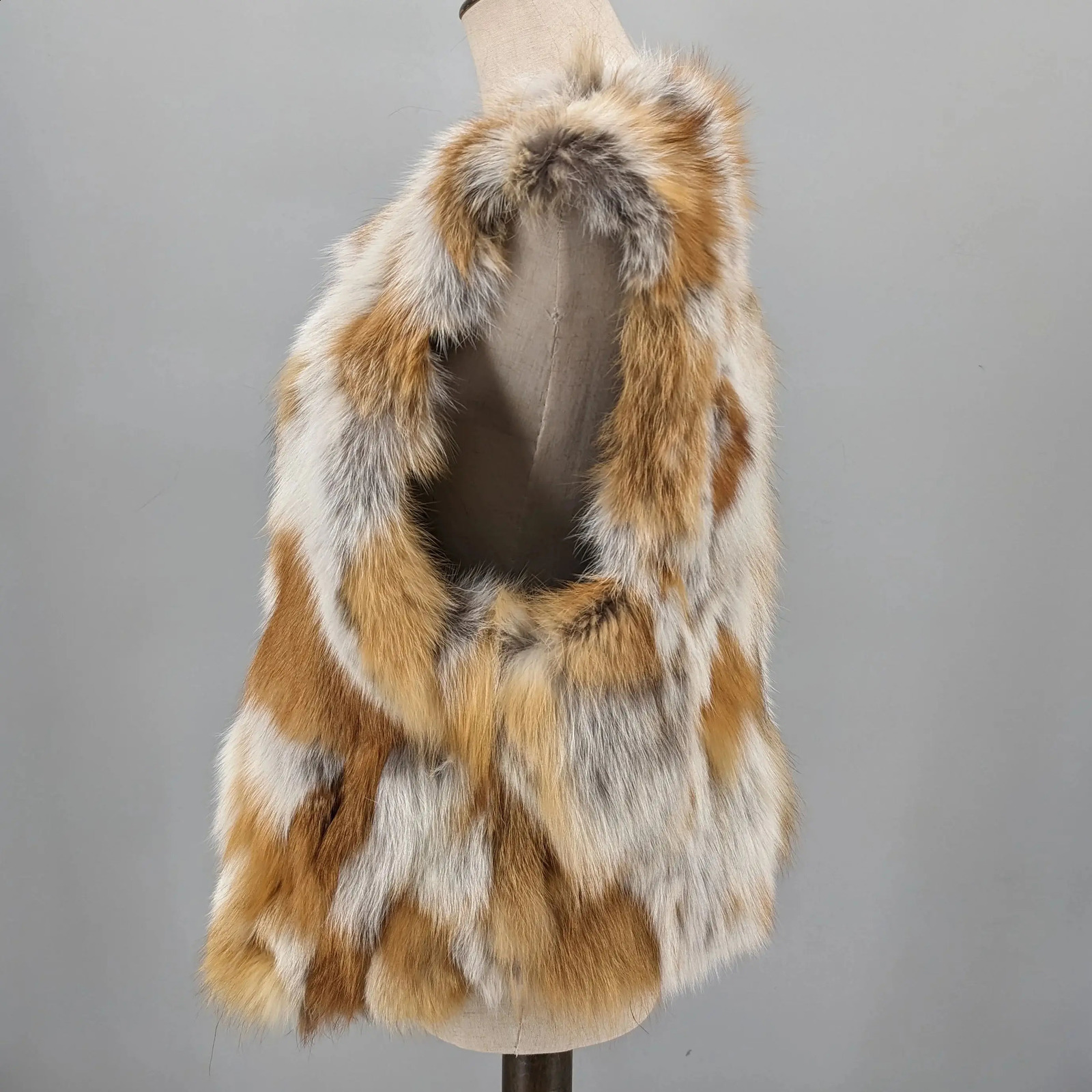 Womens Natural Fox Fur Vest For Winter Outerwear Sleeveless Waistcoat made of small pieces of colorful fur 251027