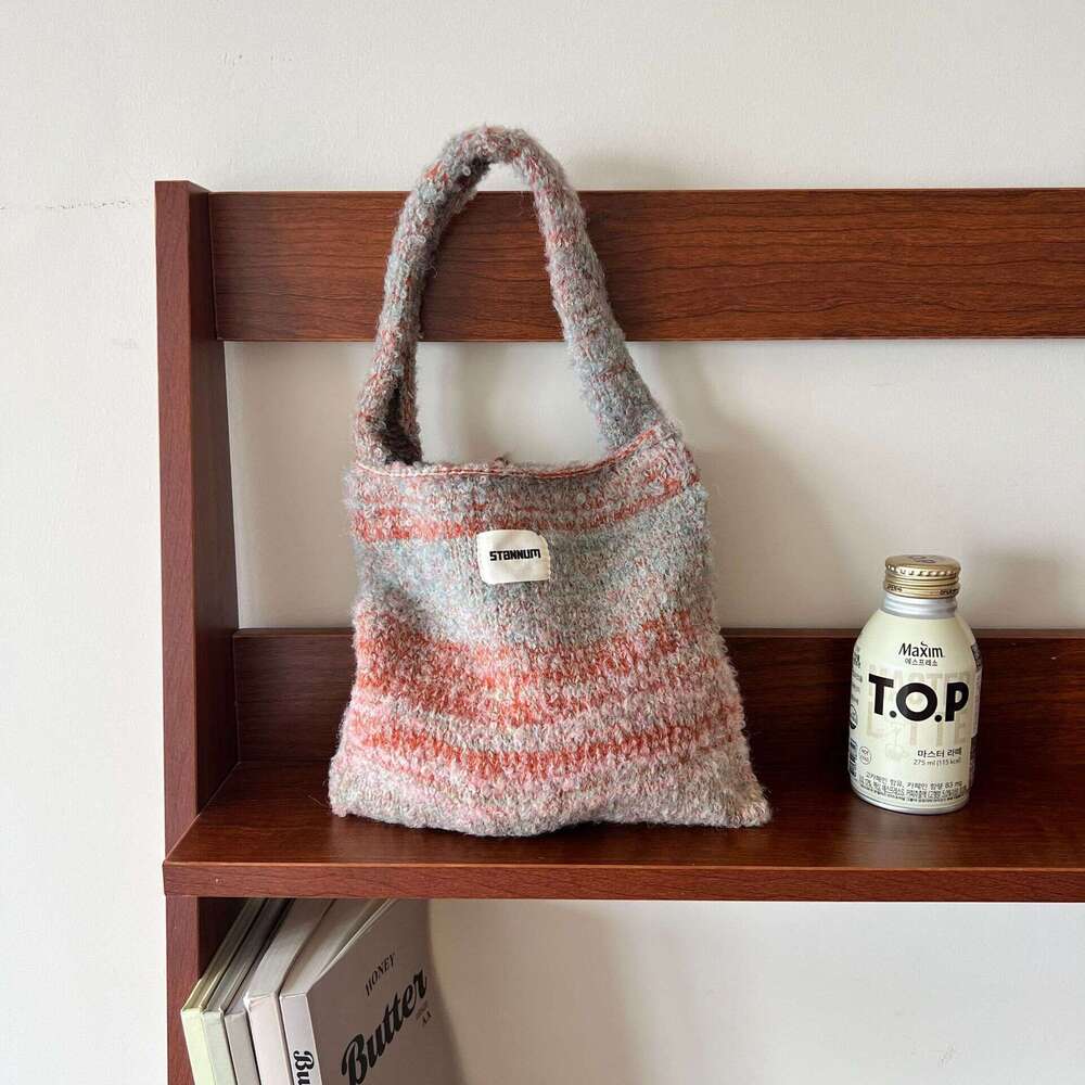 Korean Style INS Niche Design Gradient Knitted Shoulder Yarn Bag for Women Versatile Large Capacity Commuter Handbag