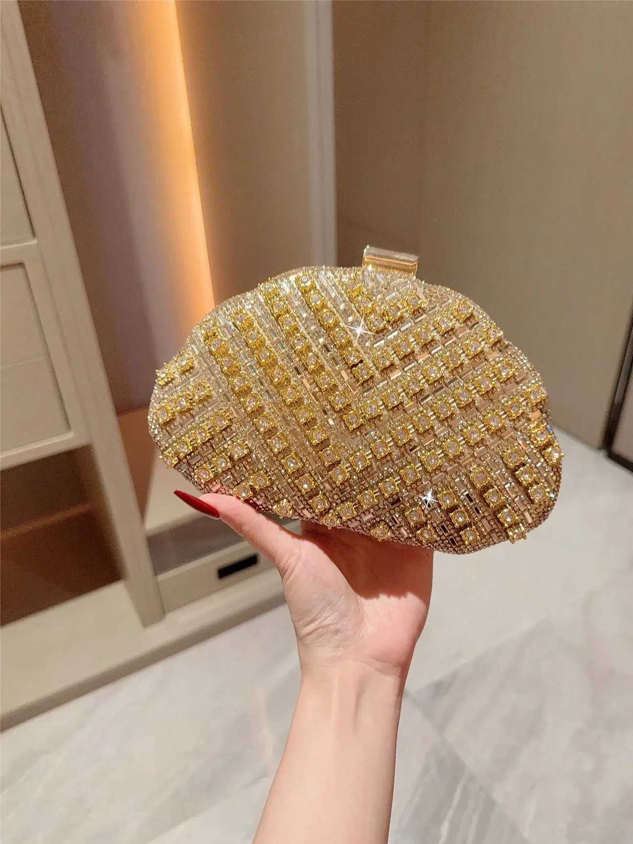 HighEnd Dress Clutch Bag with Diamond Bag New Lady with Cheongsam Evening Bag Womens HandHeld CrossBody Bag H251027