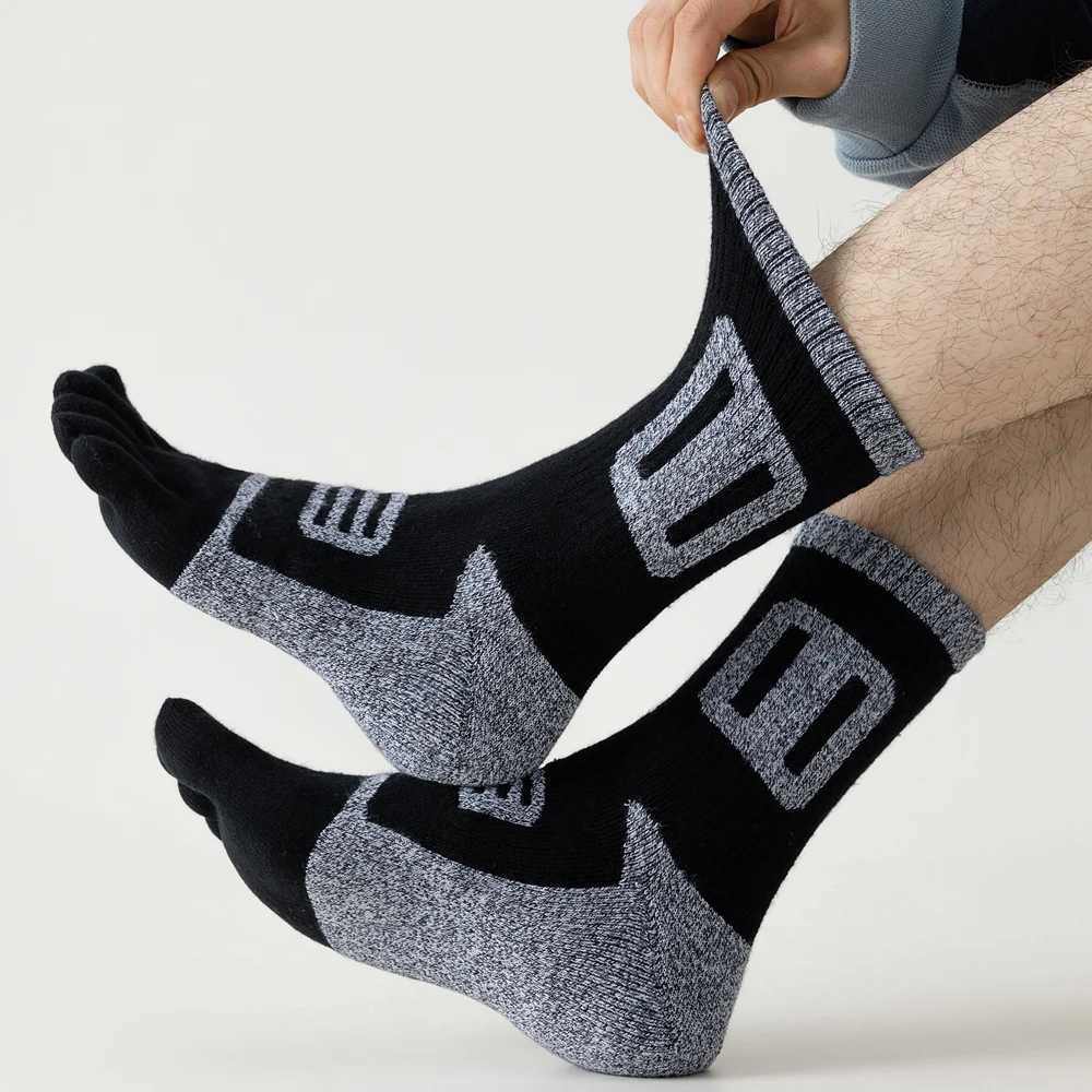 3 Pairs Fleece Toe Socks Men Autumn Winter Warm Five Finger Socks Man High Quality Cotton Sports Crew Socks Running J251028